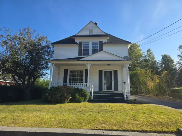 604 Franklin Street, Rumford, ME 04276