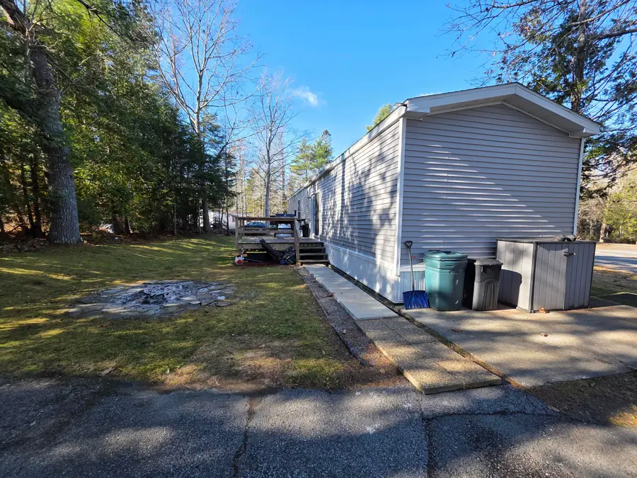 21 Robin Hood Circle, Bucksport, ME 04416 - Image #2
