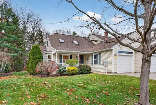 35 Signature Drive #28, Brunswick, ME 04011