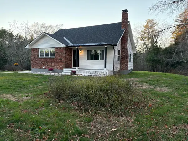 131 Back Street, Monmouth, ME 04265