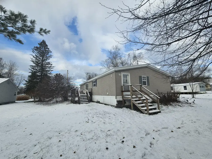 33 John Street, Madison, ME 04950 - Image #2
