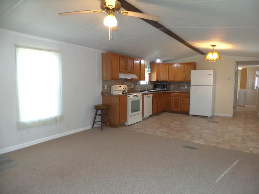 17 Maple Street, Vassalboro, ME 04989 - Image #3