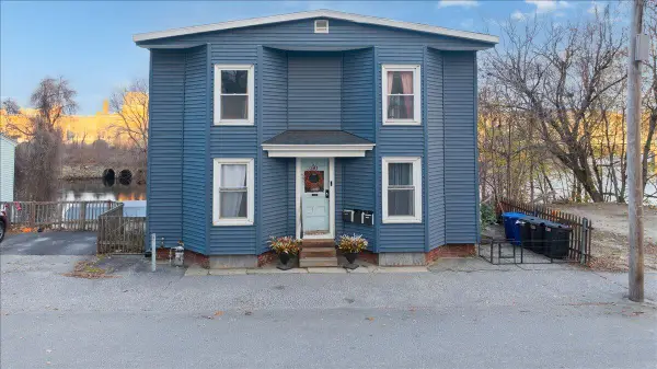 46 Newbury Street, Auburn, ME 04210