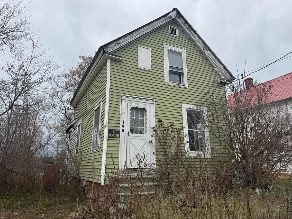 109 Cottage Street, Pittsfield, ME 04967 - Image #1