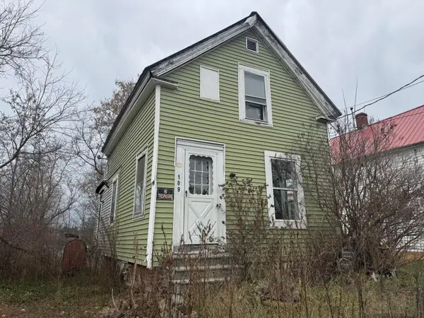 109 Cottage Street, Pittsfield, ME 04967