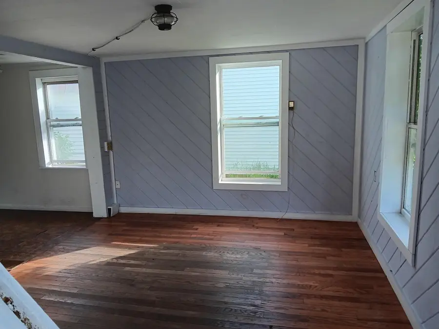109 Cottage Street, Pittsfield, ME 04967 - Image #3