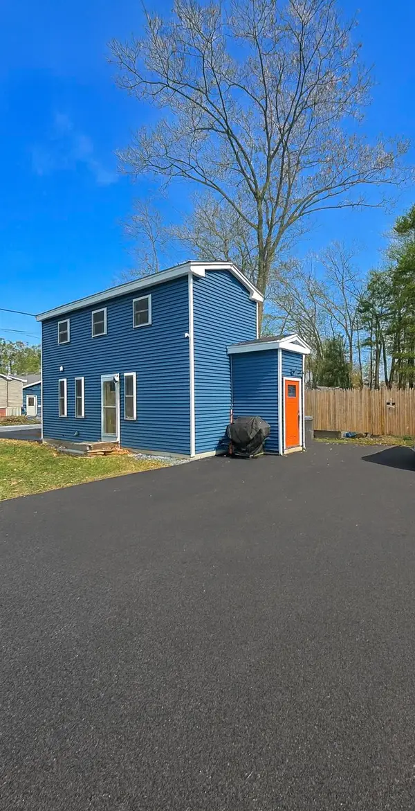 43 Grove Avenue, Old Orchard Beach, ME 04064