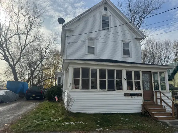 8 High Street, Waterville, ME 04901