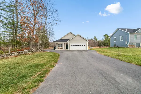 281 Partridge Lane, Hermon, ME 04401