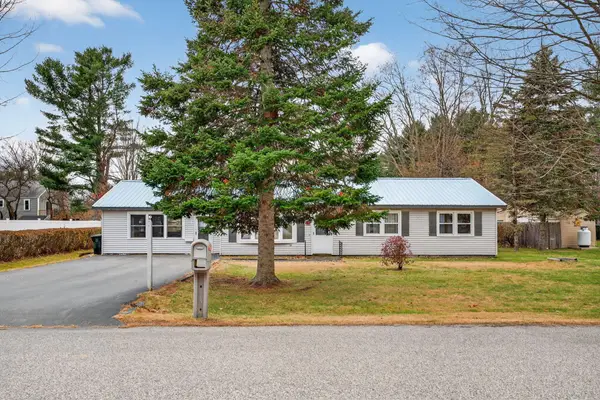 11 Brentwood Circle, Saco, ME 04072