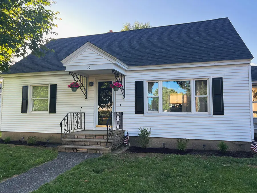 10 Deforge Street, Lewiston, ME 04240 - Image #2