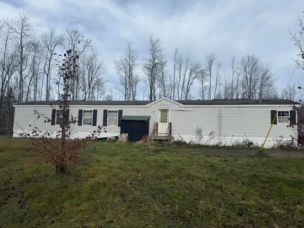 43 Whitten Road, Clinton, ME 04927