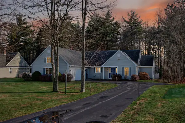 9 Coralburst Lane, Scarborough, ME 04074