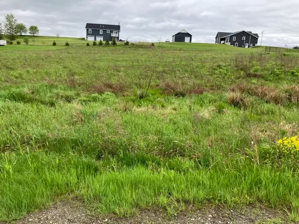 209 Edenfield Drive, Hermon, ME 04401