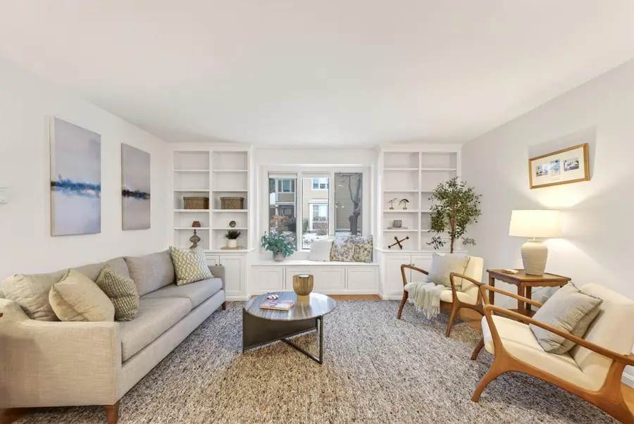 18 Stoneledge Drive #18, Portland, ME 04102 - Image #3