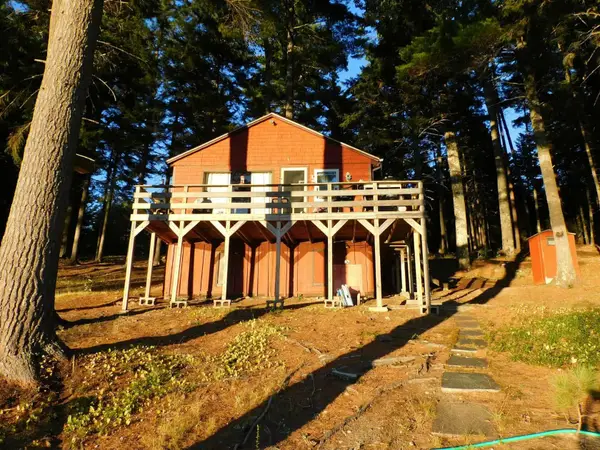 2 Eagles Perch Road, Northfield, ME 04654