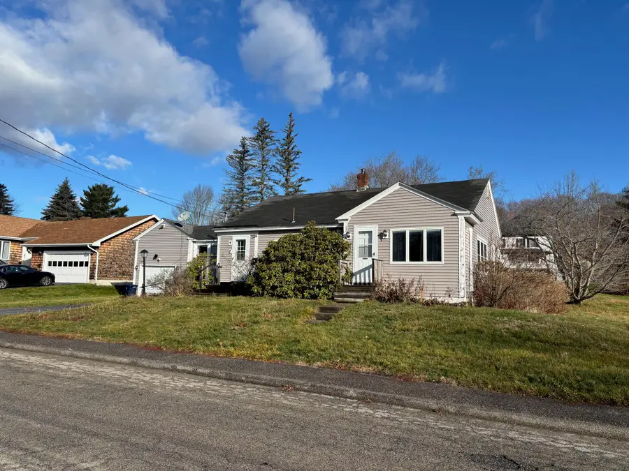 24 Lamothe Avenue, Biddeford, ME 04005 - Image #3