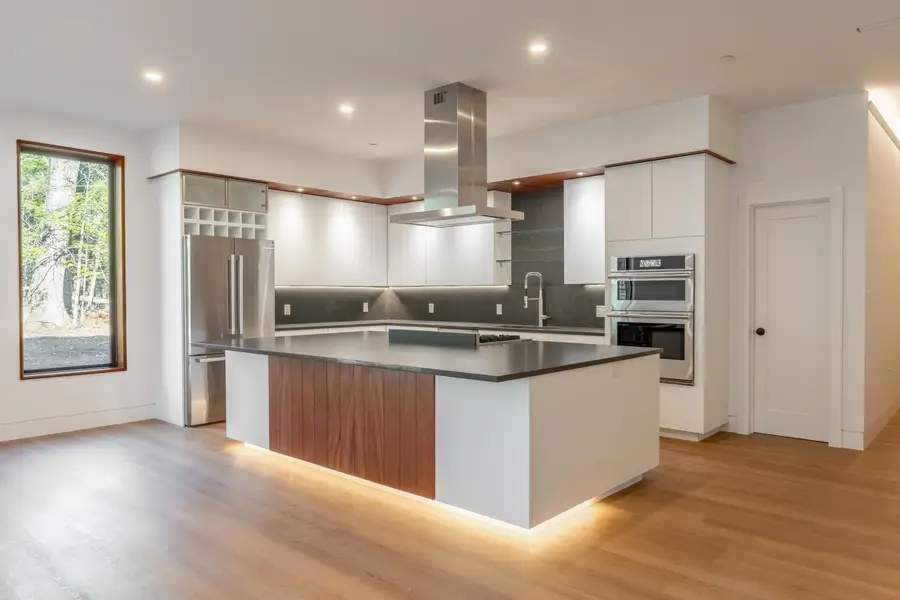 2 Woodside Meadow Road, Kittery Town, ME 03905 - Image #3