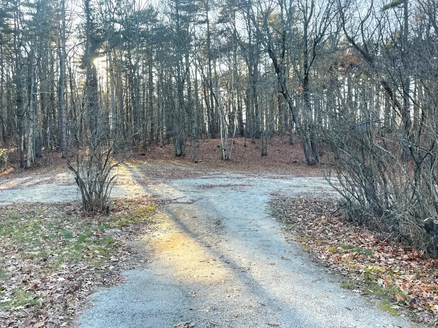 1042 Roosevelt Trail, Windham, ME 04062 - Image #2