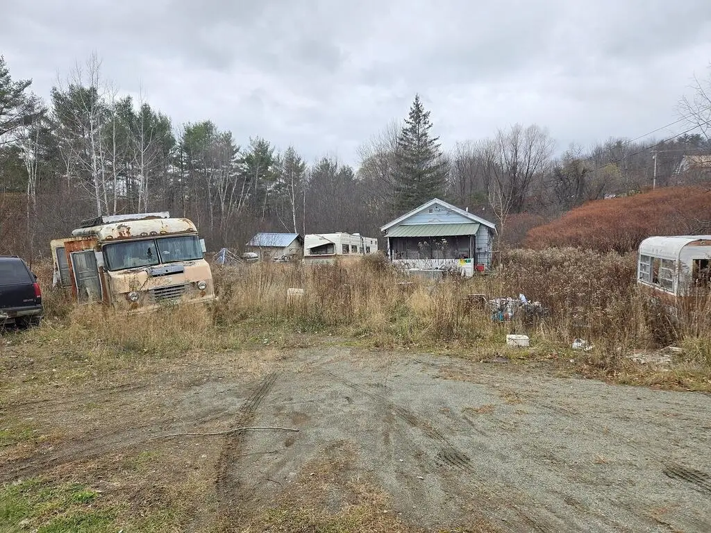 9 N Ross Avenue, Phillips, ME 04966 - Image #1