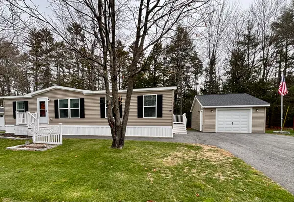 10 Alma Drive, Lisbon, ME 04250