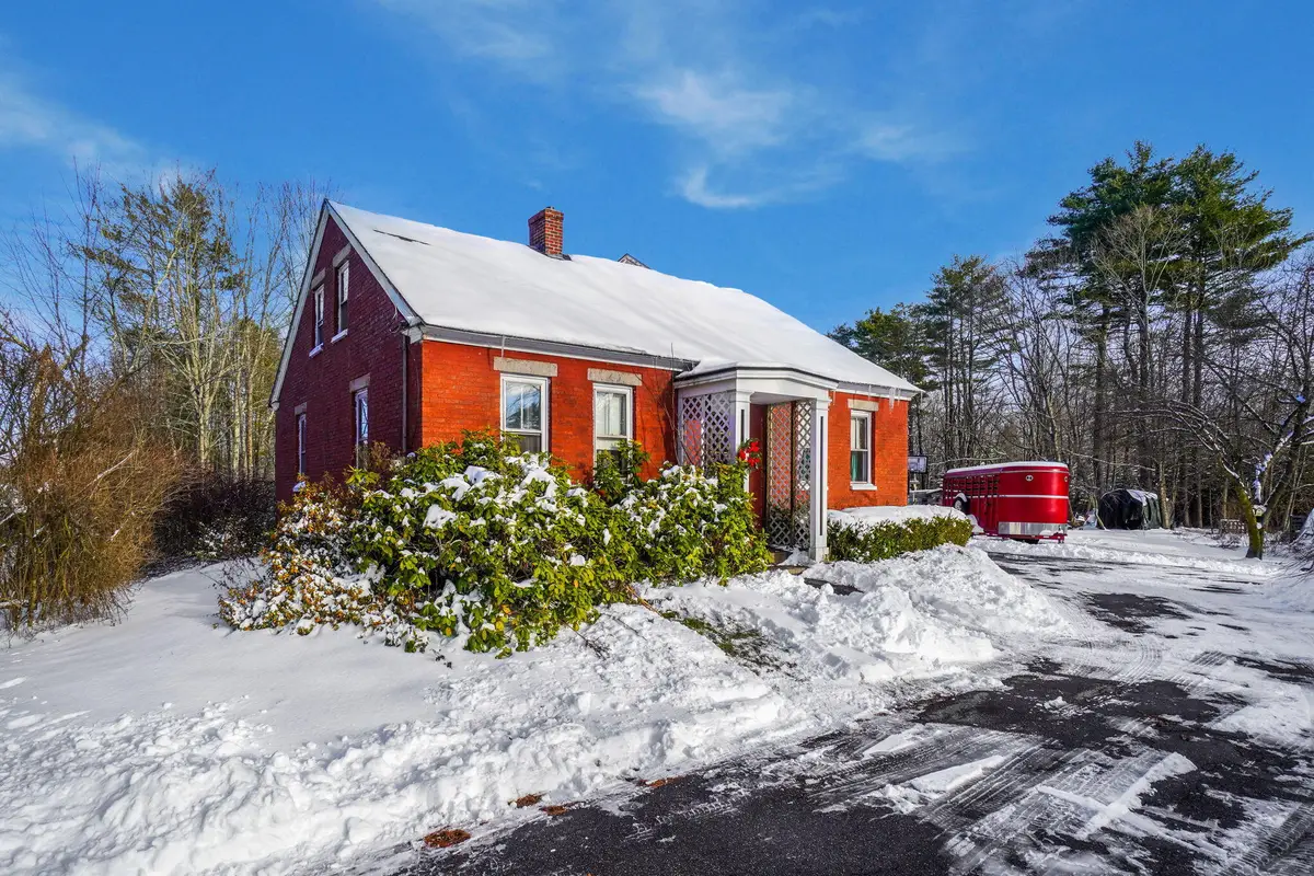 281 Narragansett Trail, Buxton, ME 04093 - Image #1