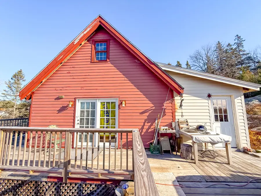 24 Old Harbor Road, Vinalhaven, ME 04863 - Image #3