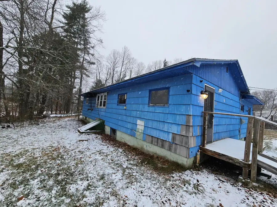 11 Marshall Street, Lisbon, ME 04250 - Image #2