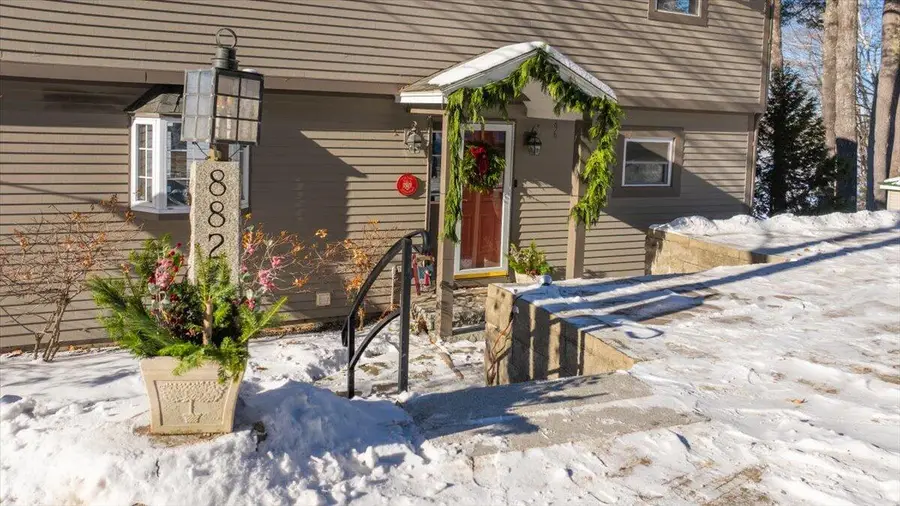 882 Memorial Drive, Winthrop, ME 04364 - Image #2