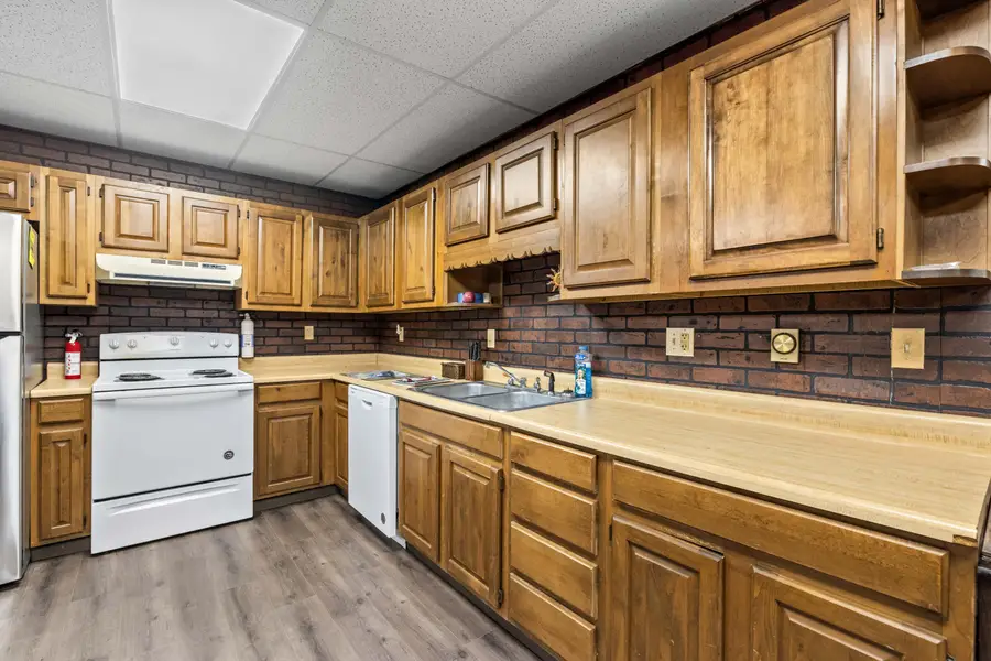 635, 636 Waldo Street, Rumford, ME 04276 - Image #3