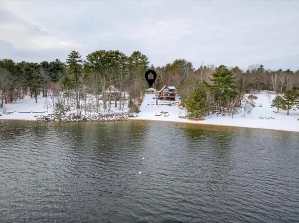 89 Shaw Road, Raymond, ME 04071