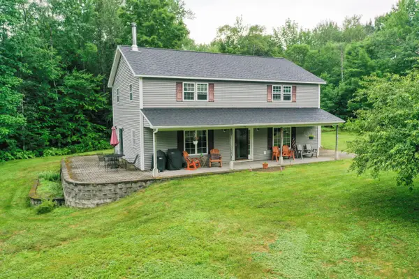 100 Dill Road, Stetson, ME 04488