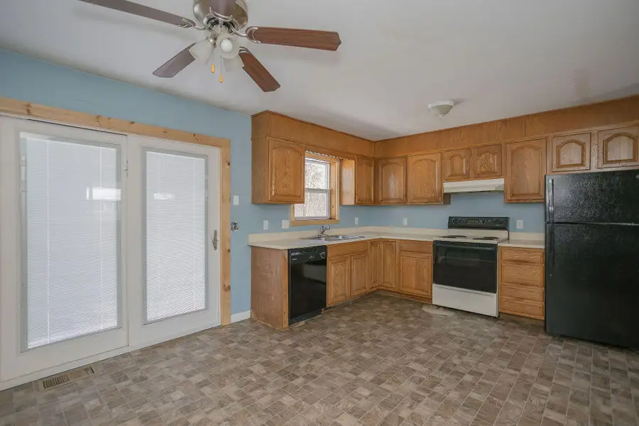 127 Meadow Lane, Farmington, ME 04938 - Image #3