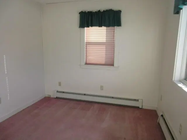 8 Gibbons Court, Brewer, ME 04412 - #3