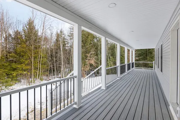 42 Brandons Way, Gorham, ME 04038