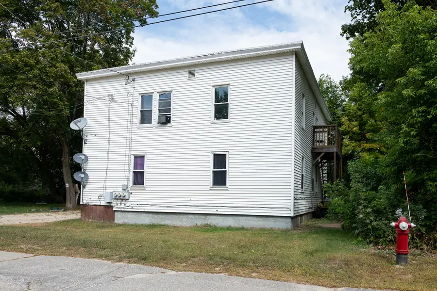 9 Dix Avenue, Mexico, ME 04257 - Image #2