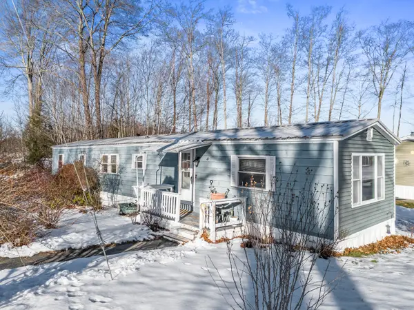 49 Sandalwood Circle, Kittery, ME 03904