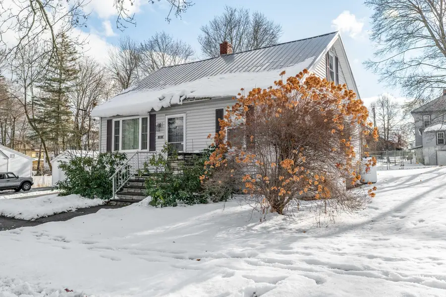 52 Earle Avenue, Bangor, ME 04401 - Image #2
