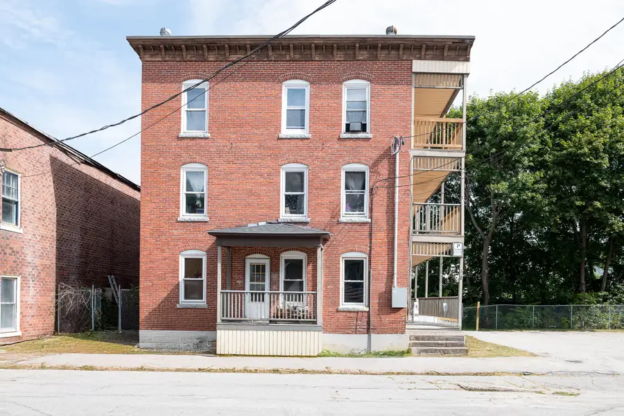 322 Waldo Street, Rumford, ME 04276 - Image #2