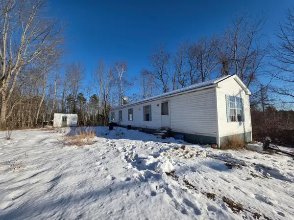 635 Stream Road, Winterport, ME 04496