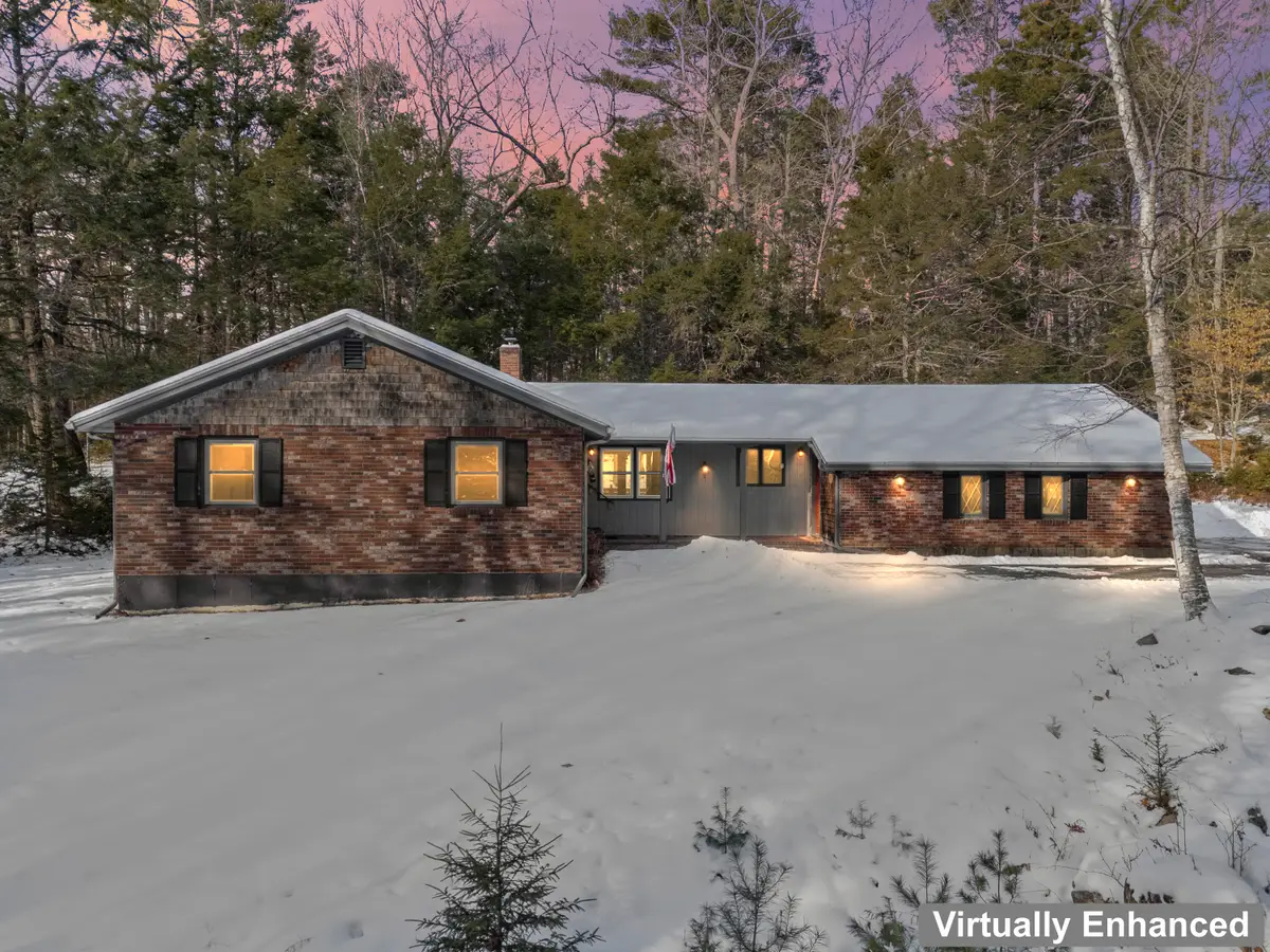 15 Cooper Road, Freeport, ME 04032 - Image #1
