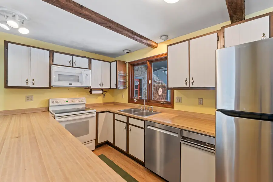 15 Cooper Road, Freeport, ME 04032 - Image #3