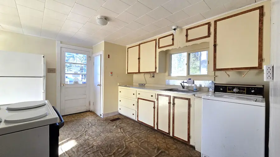 64 Lamoine Beach Road, Lamoine, ME 04605 - Image #3