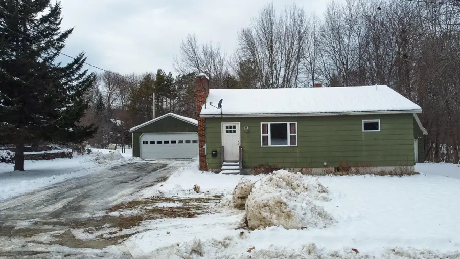 31 Edwards Street, Lincoln, ME 04457 - #2