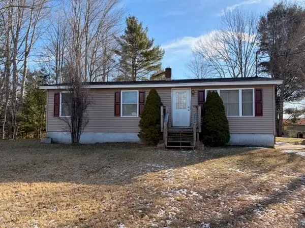 43 Blackswoods Road, Franklin, ME 04634