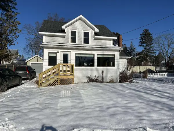 13 Pleasantdale Avenue, Waterville, ME 04901