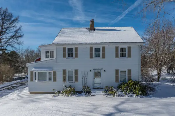 27 Lawrence Avenue, Thomaston, ME 04861