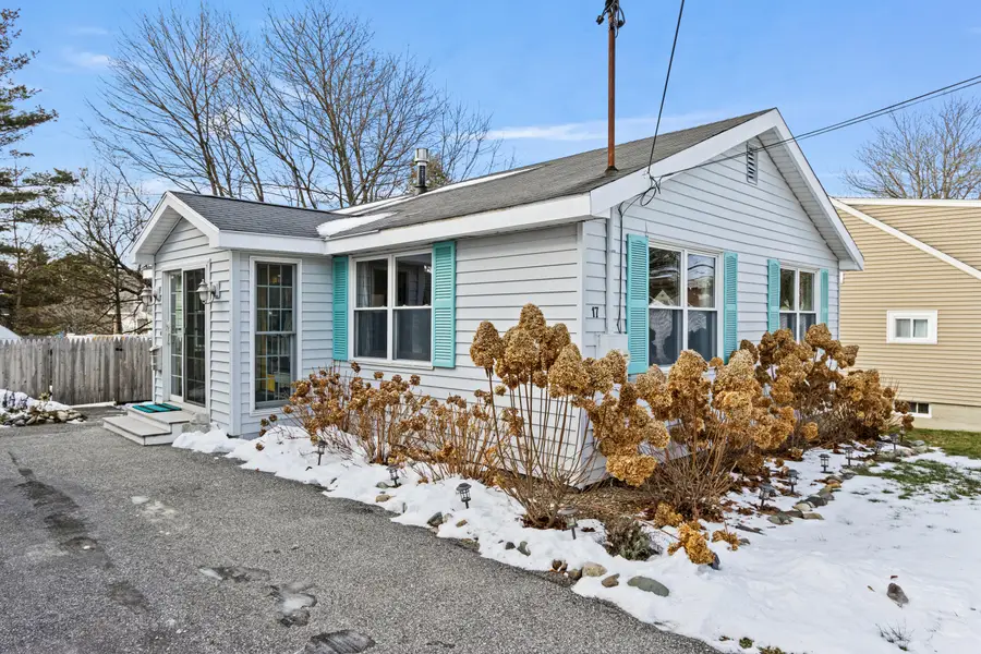 17 Spring Street, South Portland, ME 04106 - Image #3