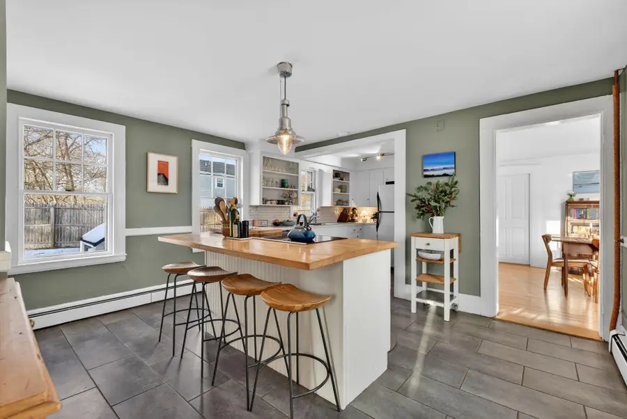 667 Sawyer Street, South Portland, ME 04106 - Image #3