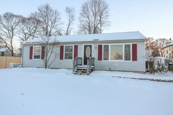 20 Earle Avenue, Bangor, ME 04401